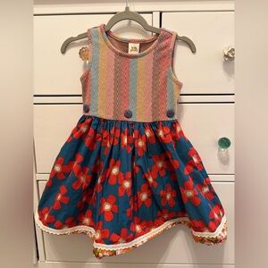 Wild Flowers Dress Floral Design with Buttons on Knit Size 4